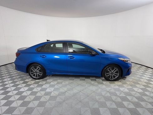 Used 2023 Kia Forte GT-Line w/ GT-Line Technology Package FWD image 4