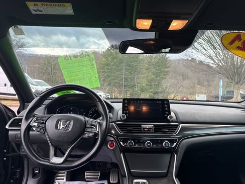 Used 2021 Honda Accord Sport image 15