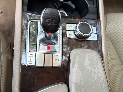 Used 2013 Mercedes-Benz SL 550 image 12