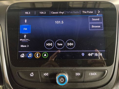 Used 2019 Chevrolet Equinox LT w/ Sun & Navigation Package image 25