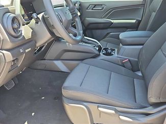 New 2026 Chevrolet Colorado Trail Boss w/ LPO, Hood Decal Package AWD/4WD video 4