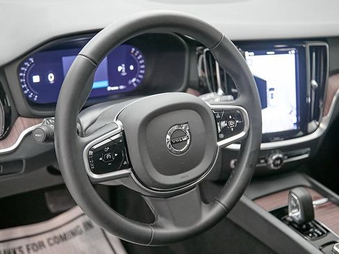 Certified 2025 Volvo V60 B5 Cross Country Plus AWD/4WD image 13