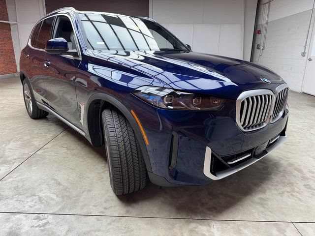 Used 2026 BMW X5 xDrive40i AWD/4WD image 7