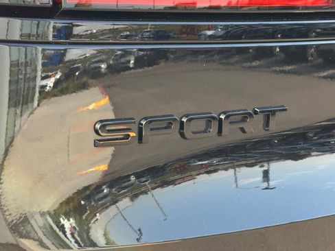 Used 2024 Land Rover Range Rover Sport Dynamic SE AWD/4WD image 34