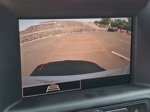 Certified 2024 GMC Terrain SLE FWD image 17