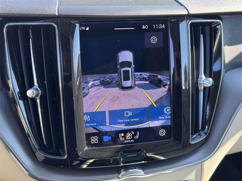 Certified 2023 Volvo XC60 B5 Core w/ Climate Package image 26