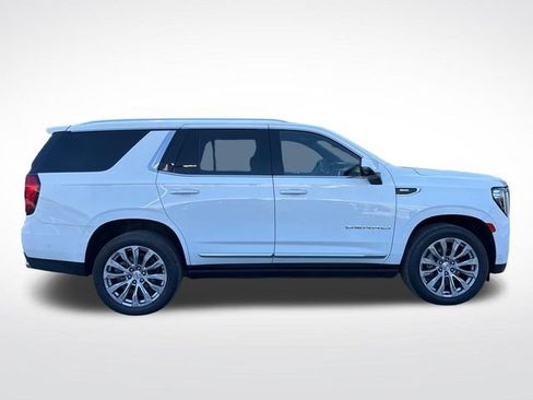 Used 2024 GMC Yukon Denali w/ Advanced Technology Package AWD/4WD image 6