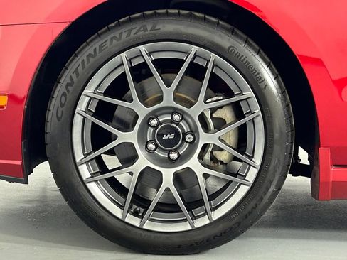 Used 2013 Ford Mustang GT Premium w/ Electronics Pkg RWD image 29