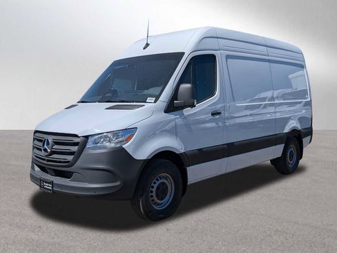 New 2025 Mercedes-Benz Sprinter 2500 image 3