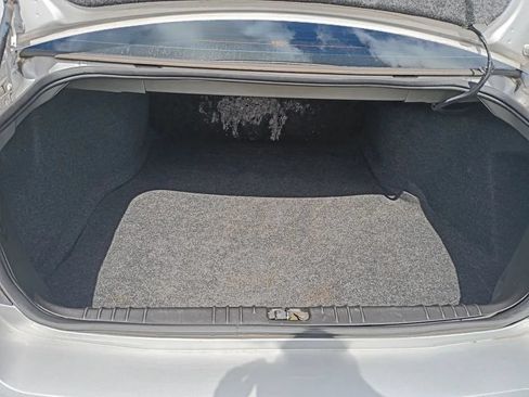 Used 2016 Chevrolet Impala LT FWD image 15
