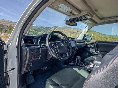 Used 2020 Toyota 4Runner Venture w/ Moonroof Package image 28