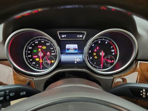 Used 2017 Mercedes-Benz GLE 350 image 9