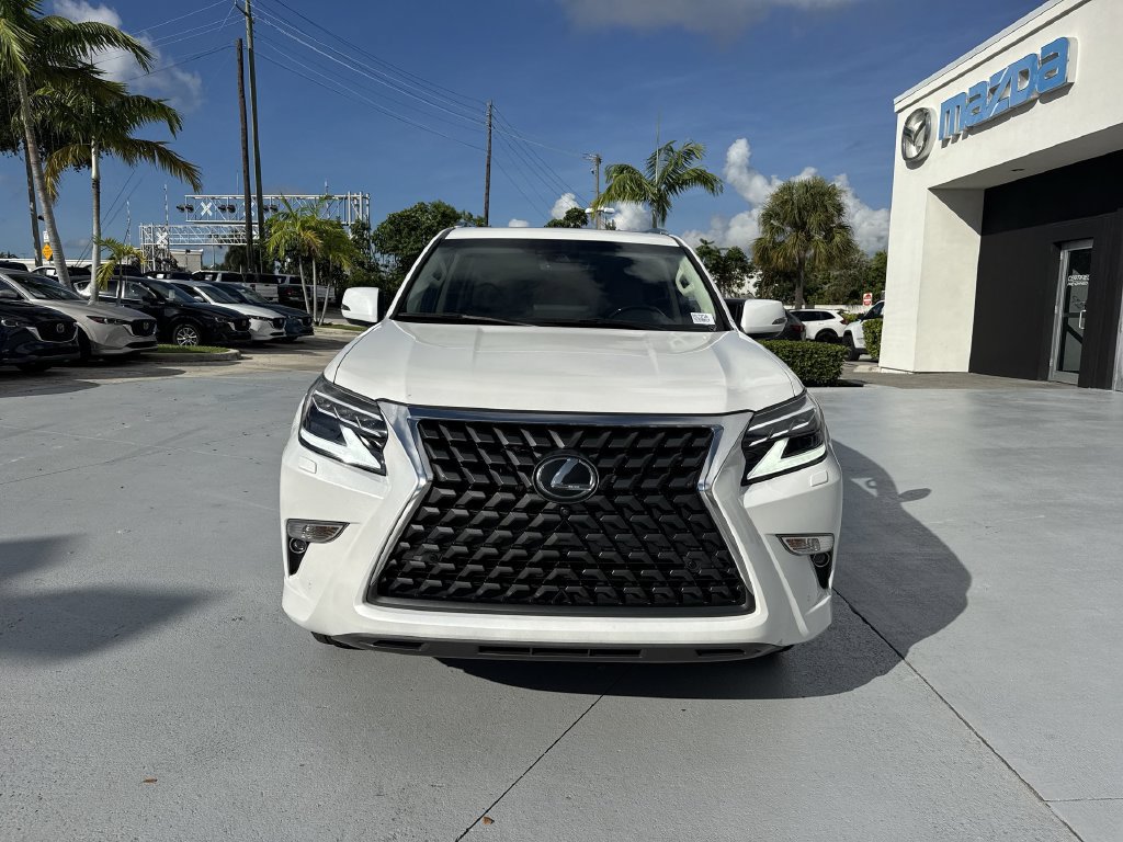 Used 2023 Lexus GX 460 Luxury w/ Accessory Package AWD/4WD image 8