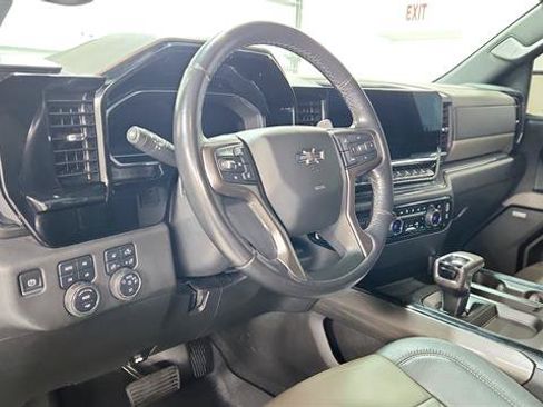 Used 2022 Chevrolet Silverado 1500 ZR2 AWD/4WD image 11