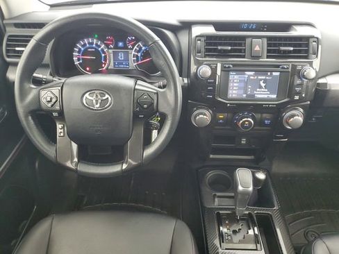 Used 2018 Toyota 4Runner TRD Off-Road Premium image 15