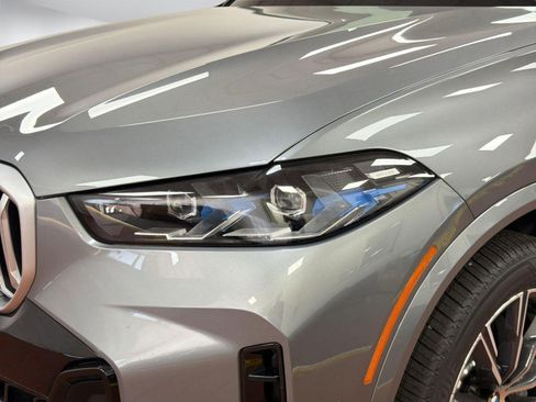 New 2026 BMW X5 xDrive40i w/ M Sport Package image 11