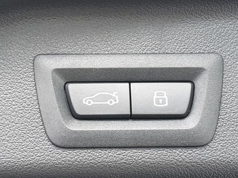 New 2026 BMW X5 M60i image 7