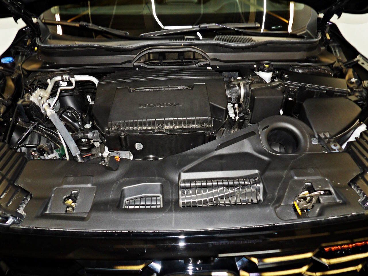Used 2025 Honda Pilot TrailSport image 24