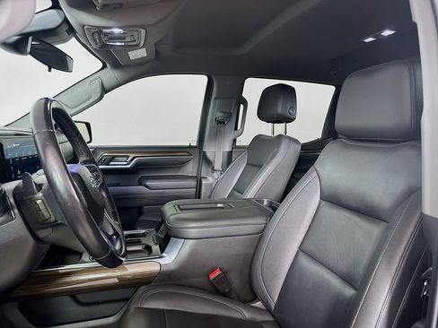 Used 2022 Chevrolet Silverado 1500 LT Trail Boss w/ LT Trail Boss Premium Package image 8