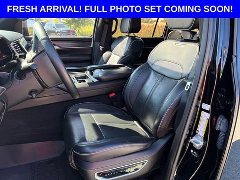 Used 2024 Jeep Grand Wagoneer Series II Obsidian w/ Quick Order Packagew 28T AWD/4WD image 10
