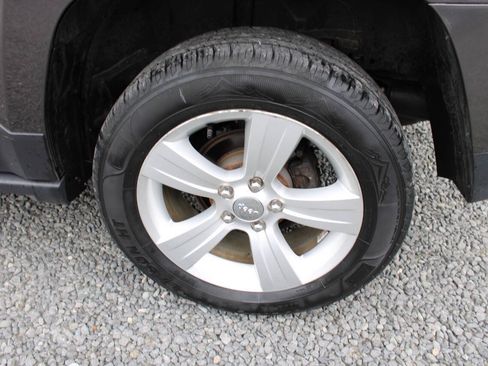 Used 2015 Jeep Patriot Limited AWD/4WD image 22