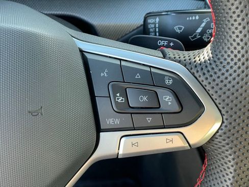 Used 2025 Volkswagen GTI SE image 16