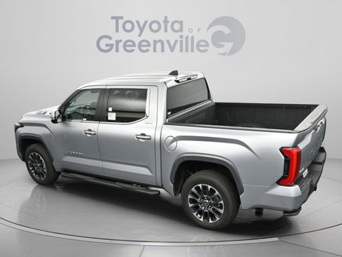 Used 2024 Toyota Tundra Limited AWD/4WD image 9