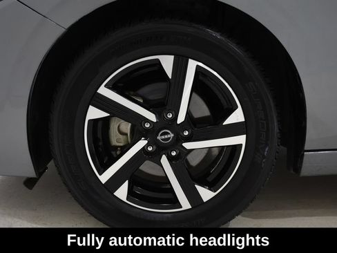 Used 2025 Nissan Sentra SV FWD image 7