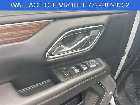Used 2023 Chevrolet Tahoe High Country AWD/4WD image 14