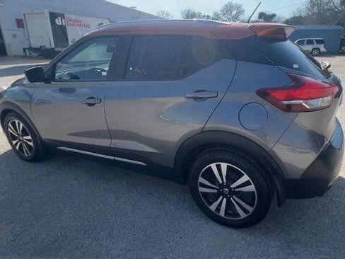 Used 2018 Nissan Kicks SR w/ Premium Package image 6