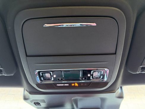 Used 2023 Lincoln Corsair Reserve image 28