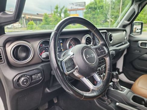 Used 2020 Jeep Gladiator Rubicon AWD/4WD image 10