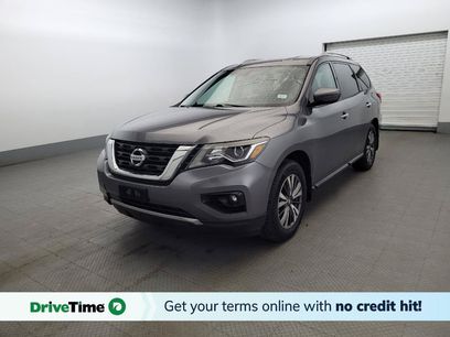 Used 2017 Nissan Pathfinder SV
