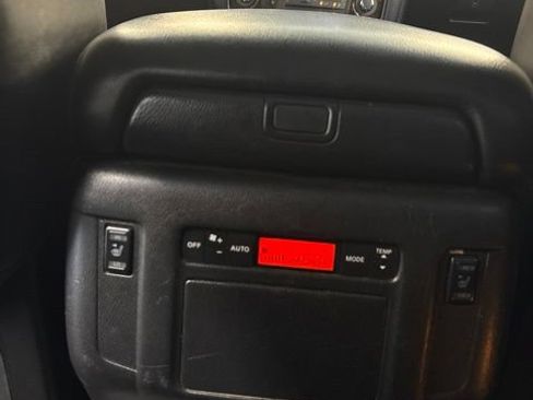 Used 2017 Nissan Armada Platinum RWD image 16