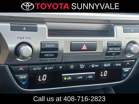 Used 2016 Lexus ES 350 w/ Luxury Package w/Wood Trim FWD image 24
