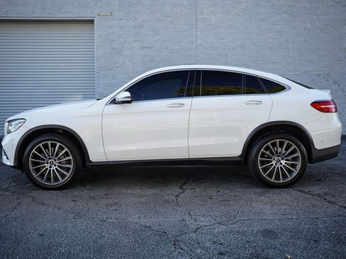 Used 2019 Mercedes-Benz GLC 300 4MATIC Coupe image 9