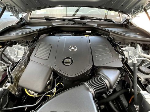 New 2025 Mercedes-Benz GLC 350e 4MATIC image 18