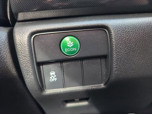 Used 2014 Honda Accord Sport image 19