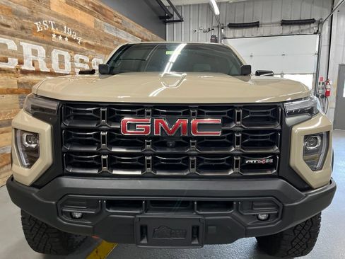 Used 2024 GMC Canyon AT4X w/ AT4X AEV Edition AWD/4WD image 6
