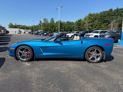 Used 2008 Chevrolet Corvette Convertible w/ Preferred Equipment Group RWD image 3