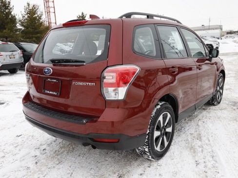 Used 2018 Subaru Forester 2.5i w/ Alloy Wheel Package image 3
