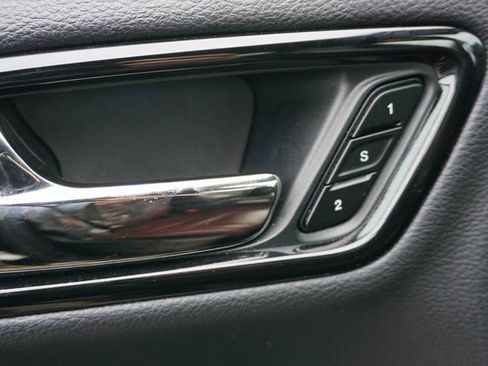 Used 2023 Dodge Durango GT image 16