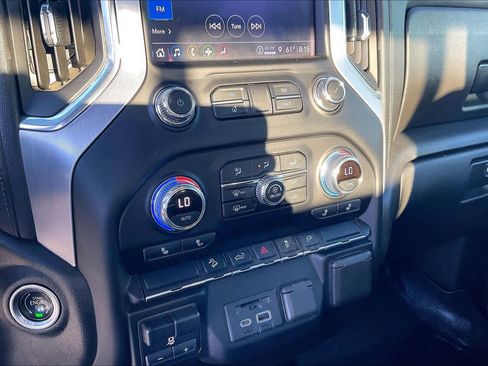 Used 2022 GMC Sierra 2500 SLE w/ SLE Convenience Package image 33