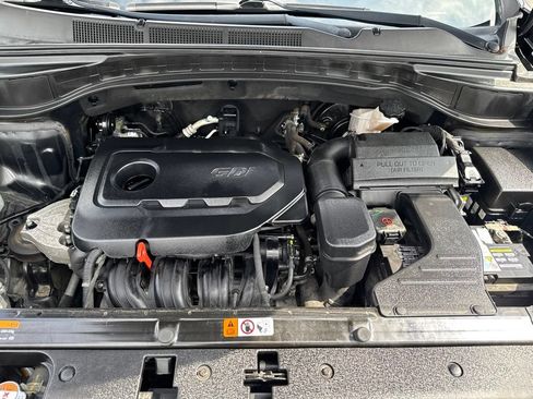 Used 2017 Hyundai Santa Fe Sport AWD/4WD image 10