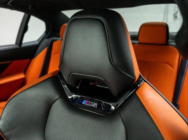 Used 2025 BMW M5 w/ Carbon Package AWD/4WD image 19