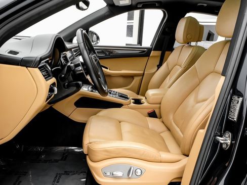 Used 2018 Porsche Macan image 7