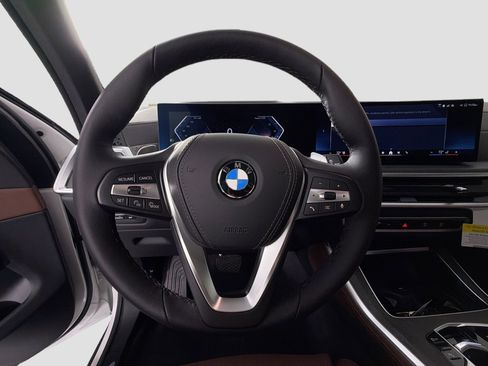 New 2026 BMW X5 xDrive40i image 11