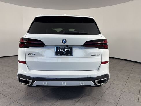 Used 2026 BMW X5 xDrive40i w/ Executive Package AWD/4WD image 10