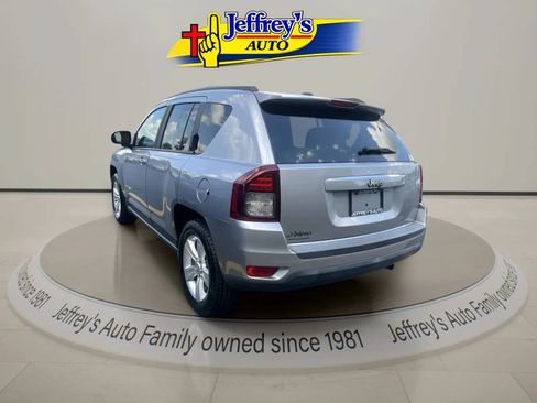 Used 2015 Jeep Compass Sport w/ Power Value Group FWD image 2