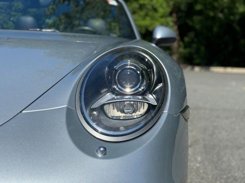 Used 2014 Porsche 911 Carrera 4 AWD/4WD image 25